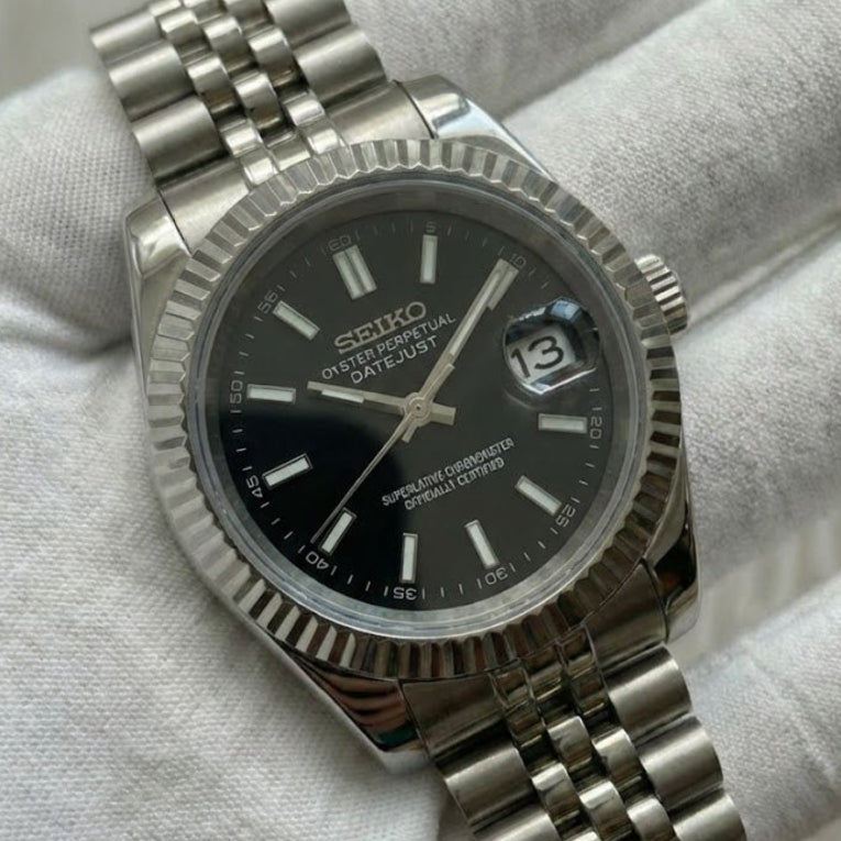 DIAL BLACK