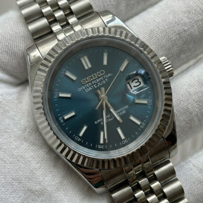 DIAL BLUE