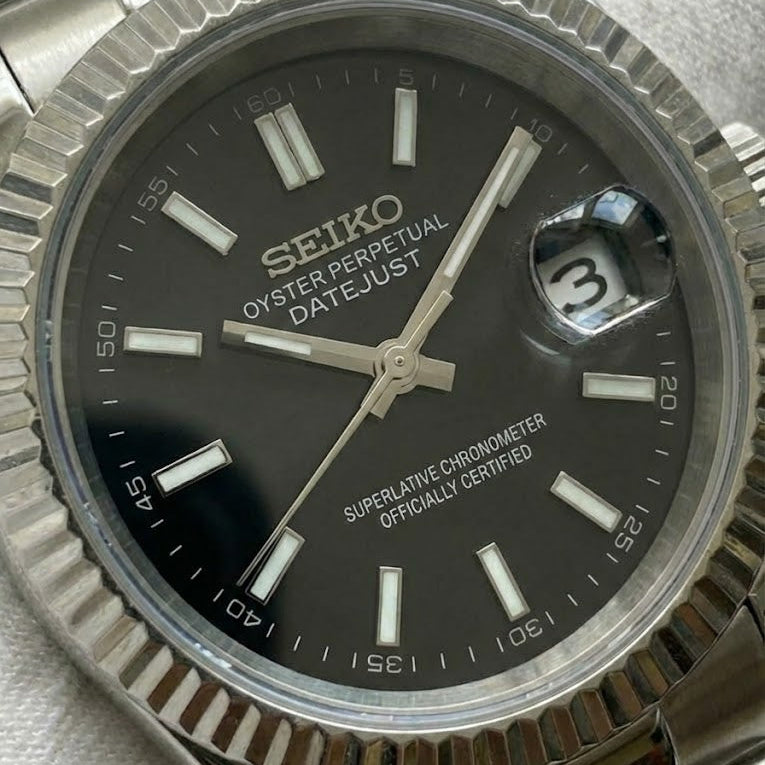 DIAL BLACK